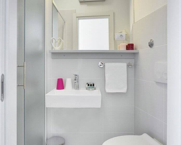 Номер Стандарт, Boutique Suites Joyce