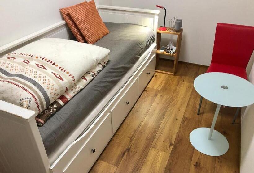 Дом 1 Спальня, Kanazawa Guesthouse Stella