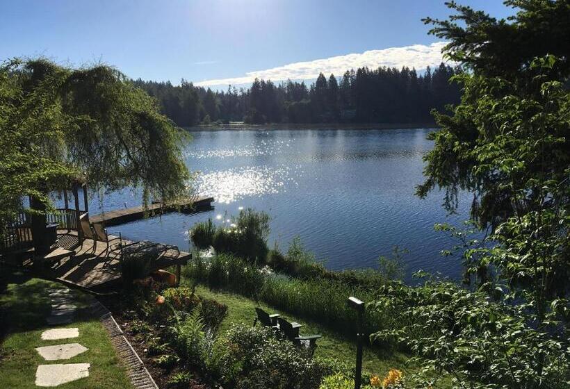 디럭스 스위트, Cottage Lake Bed And Breakfast