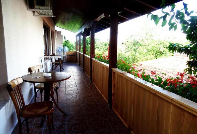 Номер Стандарт, Family Hotel Rose