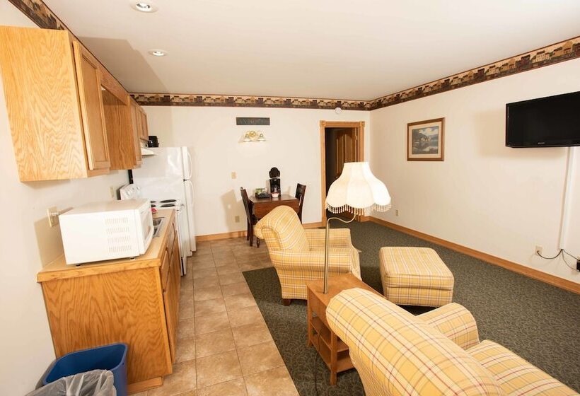 Люкс, Blue Spruce Motel