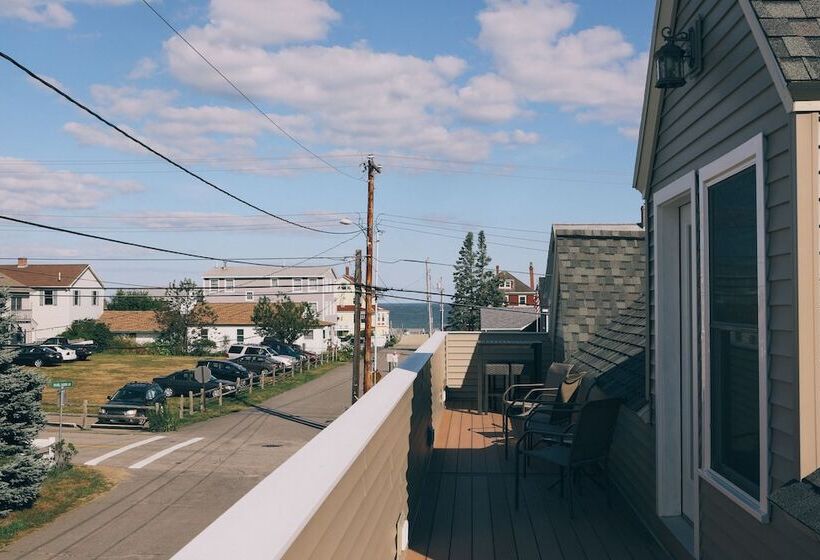 Апартаменты 2 Спальни Вид на Море, Haven By The Sea B&b Inn