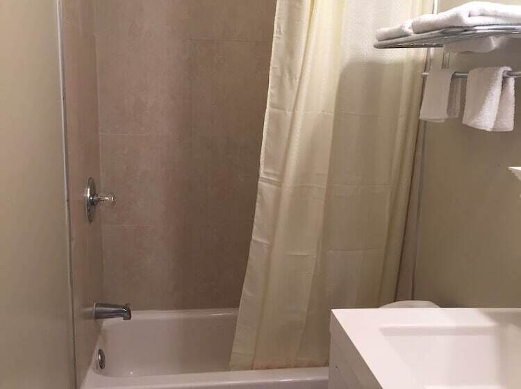 Люкс с гидромассажем, Scottish Inn And Suites   Bensalem Philadelphia