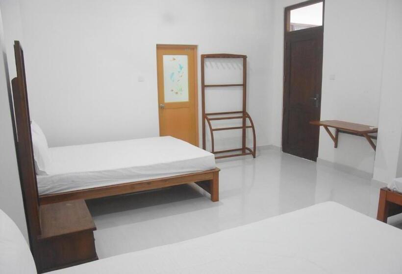 اتاق خانوادگی, Golden City Resort Anuradhapura