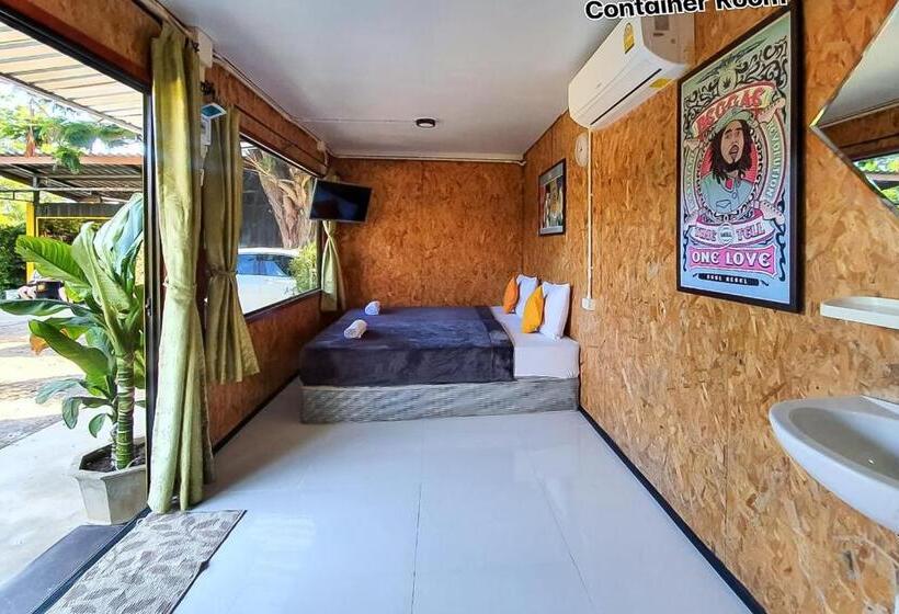 Номер Стандарт, The Toy Hoteru Resort Rayong