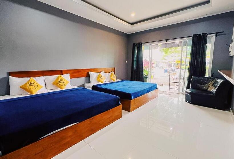 Номер Deluxe, The Toy Hoteru Resort Rayong
