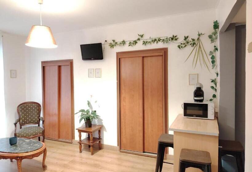 Студия Стандарт, Appart Hôtel Le Combes