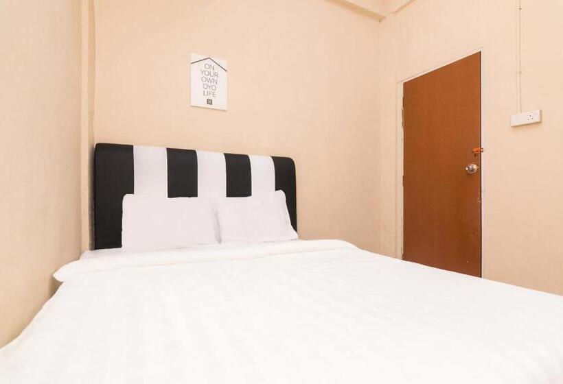 Номер Deluxe, Oyo Life 2583 Kost Anggun