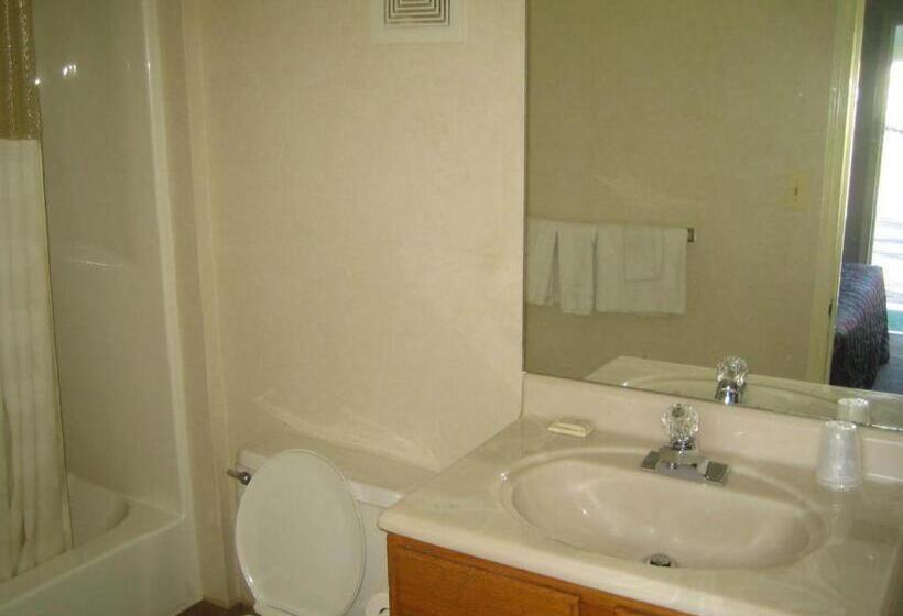 Стандартный Номер Кровать Кинг, Budget Inn Carlisle