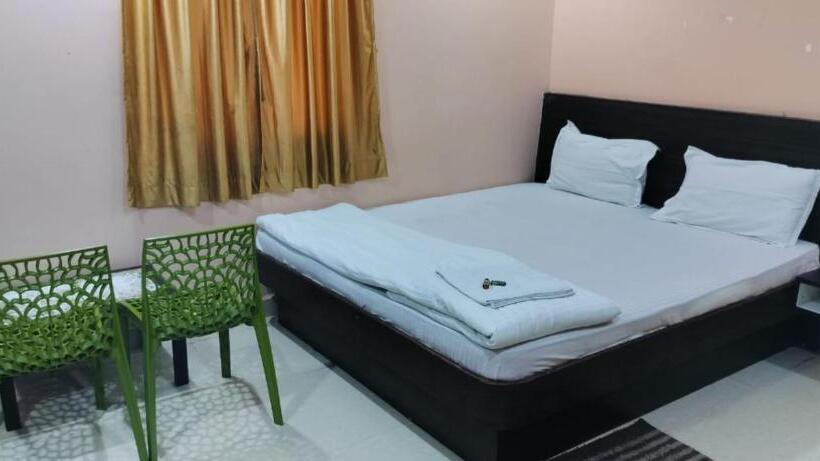 标准间, Aradhya Side Sea View Hotel Near Puri Beach  Excellent Choice Of Travellers   Best Seller By Morserv
