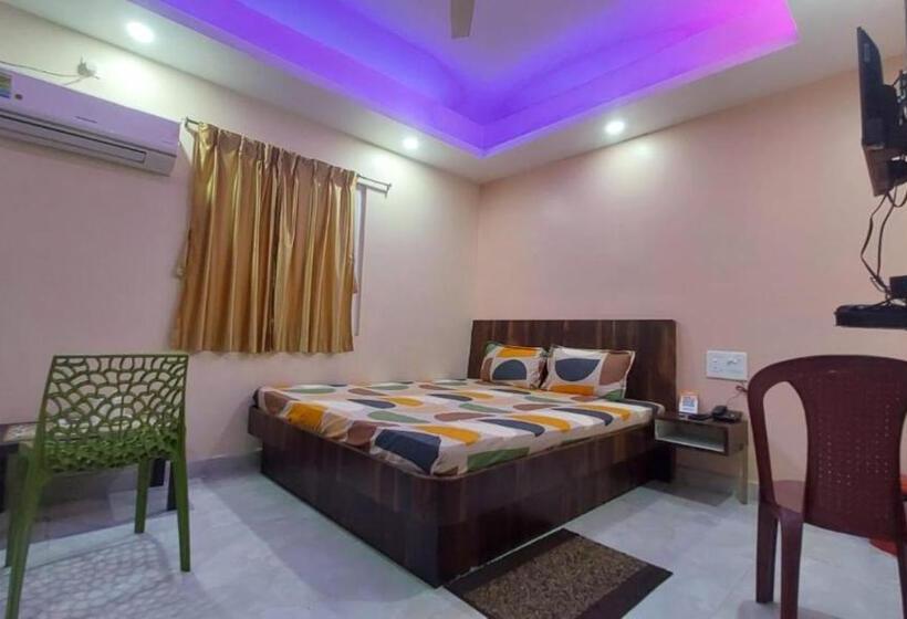 豪华房间, Aradhya Side Sea View Hotel Near Puri Beach  Excellent Choice Of Travellers   Best Seller By Morserv