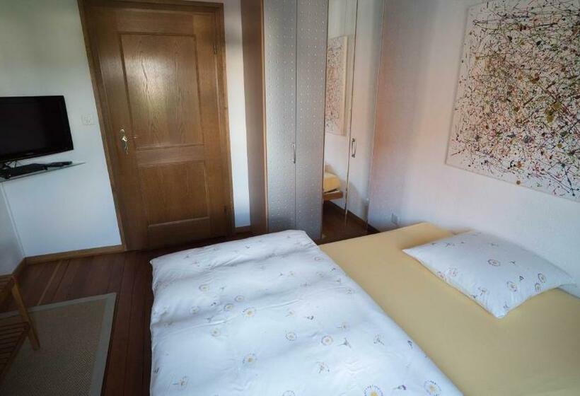 Standard Single Room Shared Bathroom, B&b Casa Scaletto Turgi