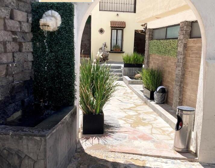 اتاق لوکس با تخت بزرگ, Posada Equinoccio