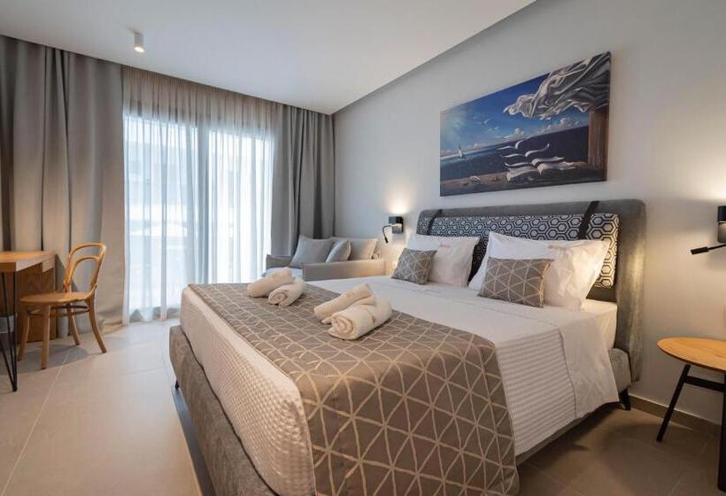 Трехместный Номер Стандарт Вид на Бассейн, Elegant Maltepe By Travel Pro Services   Kallithea Halkidiki