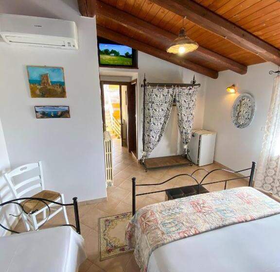 Номер Стандарт Трехместный, Villa Silmona B&b