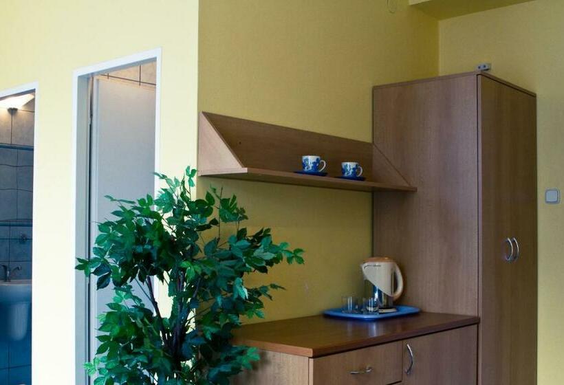 اتاق استاندارد, šd Urbánkova 2