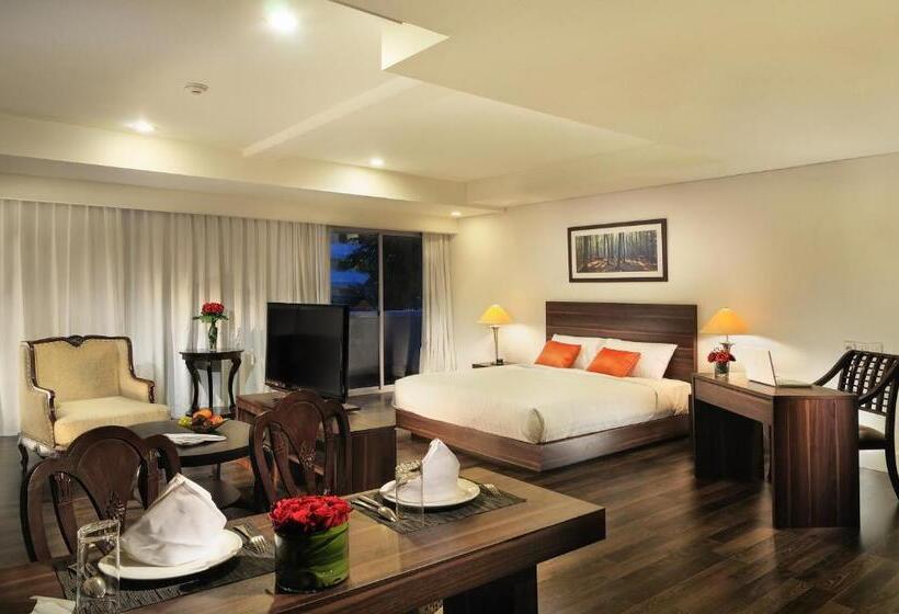 디럭스 룸, Delonix Hotel Karawang