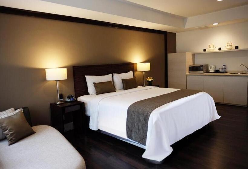 프리미엄 룸, Delonix Hotel Karawang