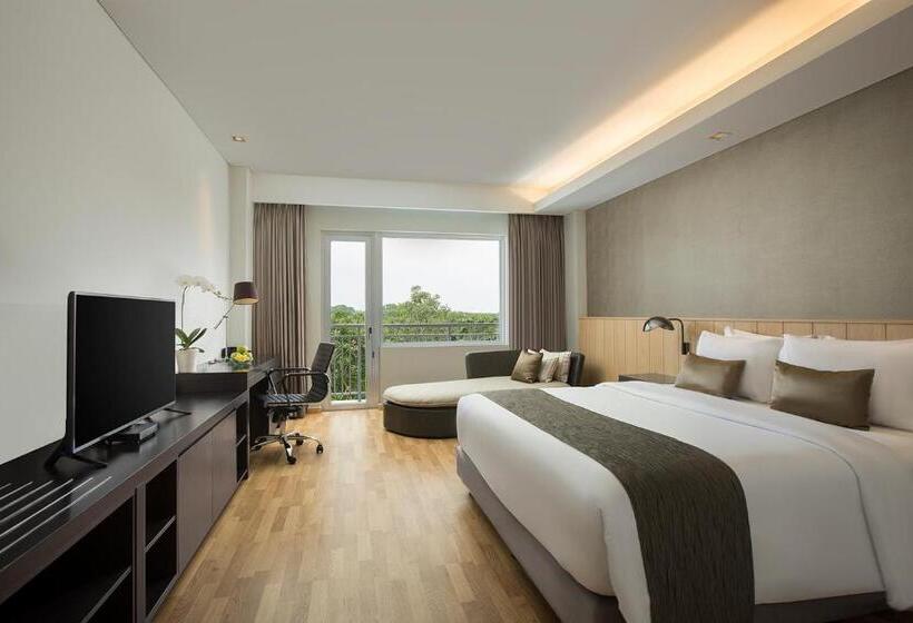 프리미엄 룸 골프 전망, Delonix Hotel Karawang