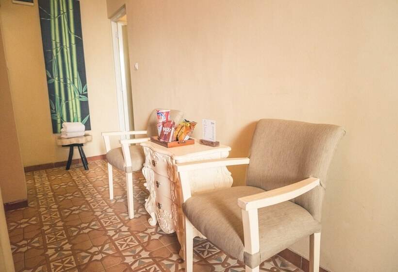Семейный Номер, Ocean View Residence