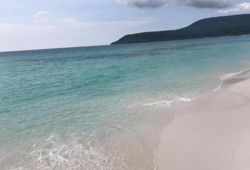 بانگلوی استاندارد, Soksan Natura Beach