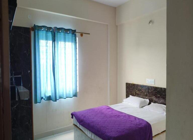 Номер Стандарт, Royal Guest House