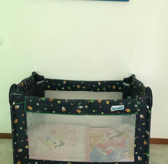 اتاق استاندارد با سرویس بهداشتی مشترک, Simabo's Backpackers' Hostel