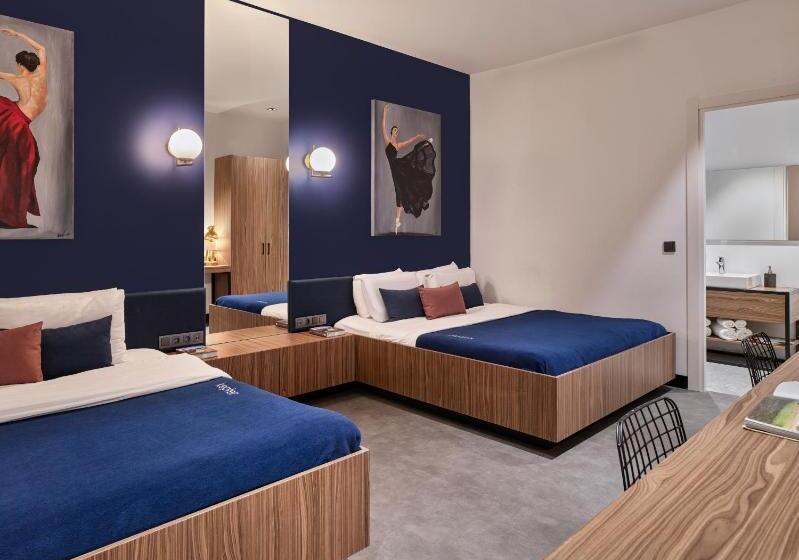 اتاق سوپریور خانوادگی, Kepler Club Riga Airport Hotel   Landside Public Area