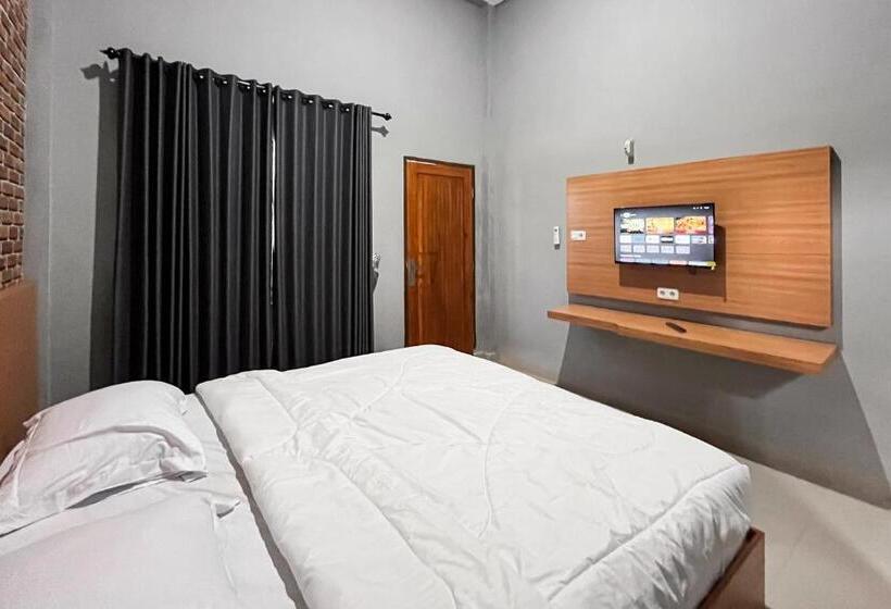 اتاق لوکس, Reddoorz Plus At New Favour Hotel Gunung Dempo