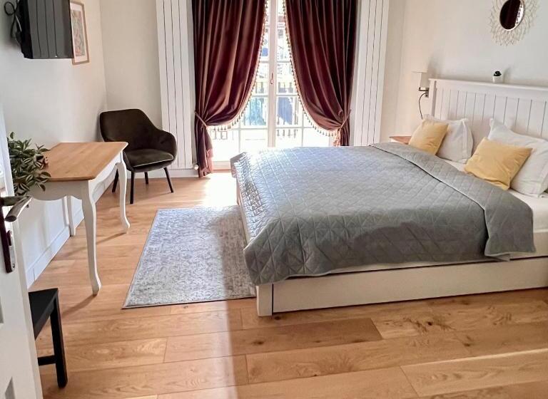 Номер Стандарт Вид на Горы, Experiential Lodge Rooms