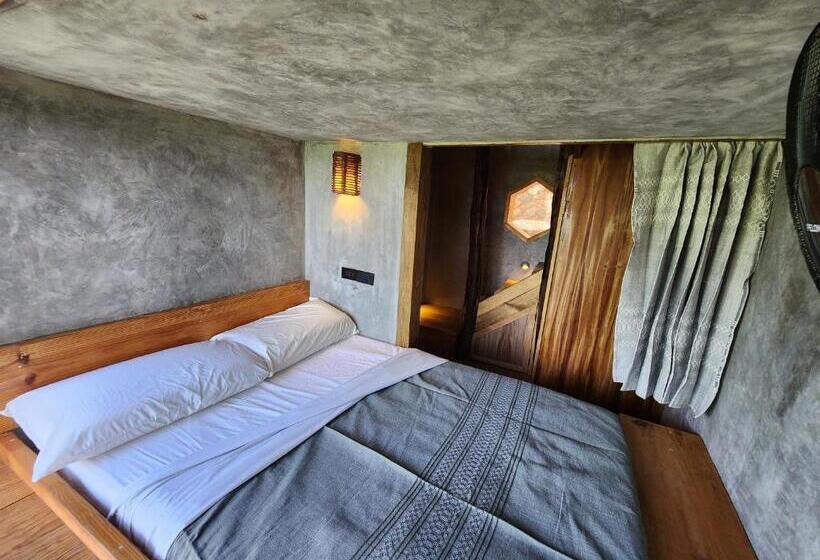 Triple Room Sea View, Rianda Hostal