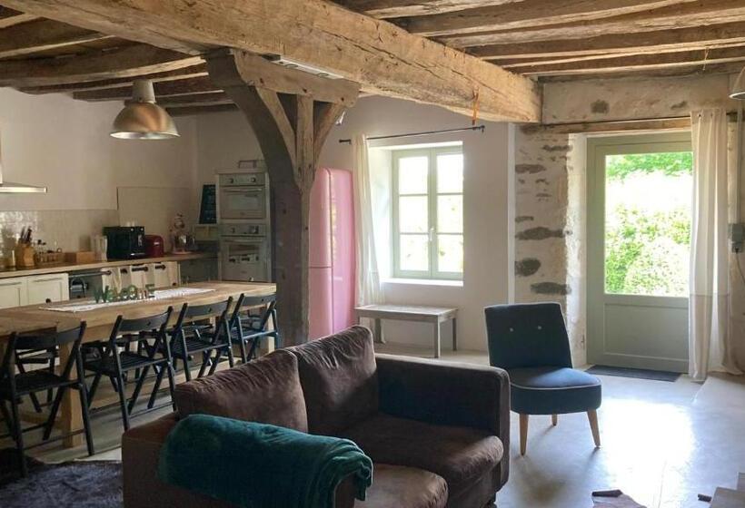 Дом 3 Спальни, Le Jardin De Marie   La Maison D Hôtes Sancerre