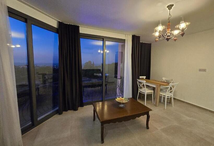 带海景的复工套房, Kyrenia Boutique Residance
