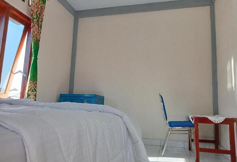 Номер Стандарт Вид на Горы, Yusilver Guest House