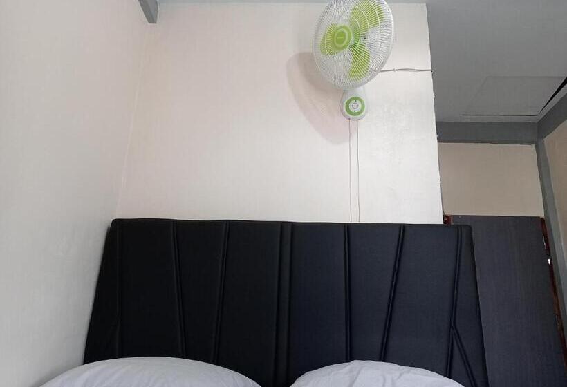 Номер Стандарт с Балконом, Yusilver Guest House