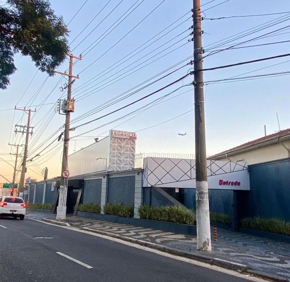 سوییت, Euphoria Motel