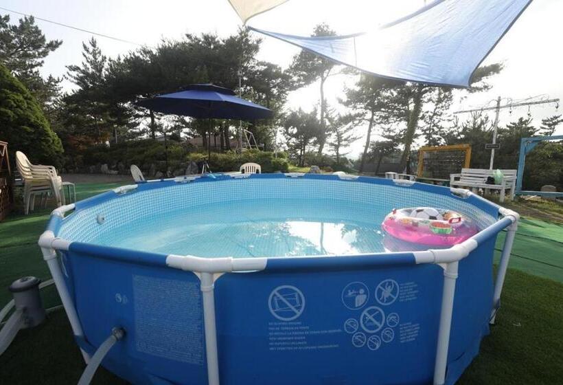 패밀리 룸, Taean Haeyang Jungwon Pension