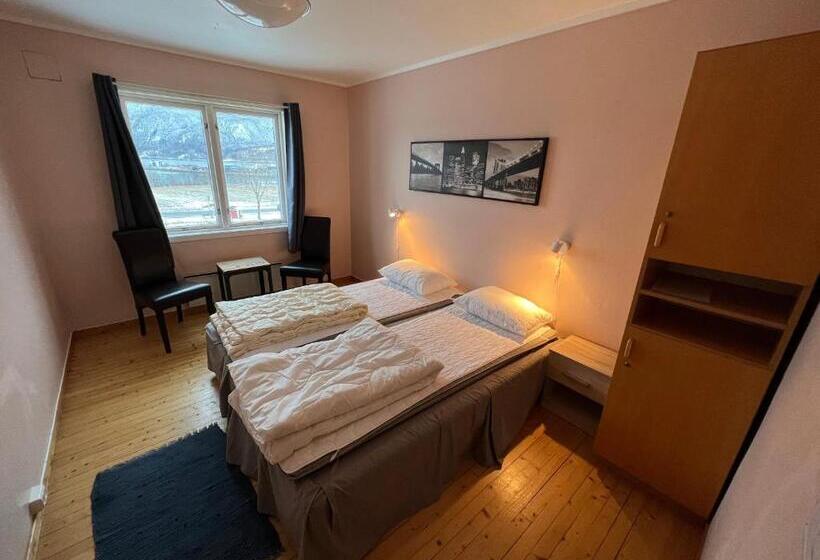 Номер Стандарт Совместная Ванная, åndalsnes Hostel