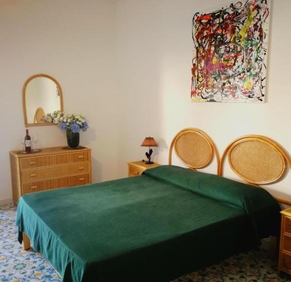 اتاق استاندارد چهار تخته, Villa Sangineto Resort