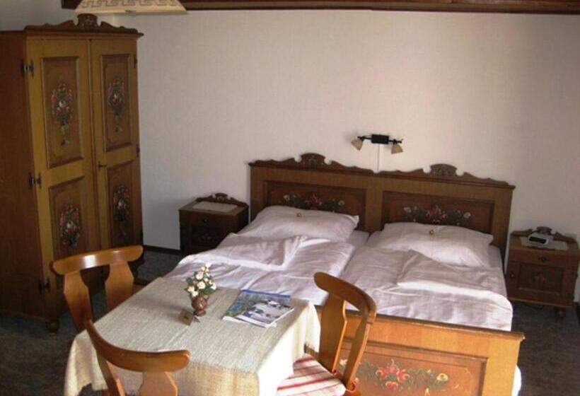 Трехместный Номер Стандарт с Балконом, Privatzimmer Eva Leitgeb