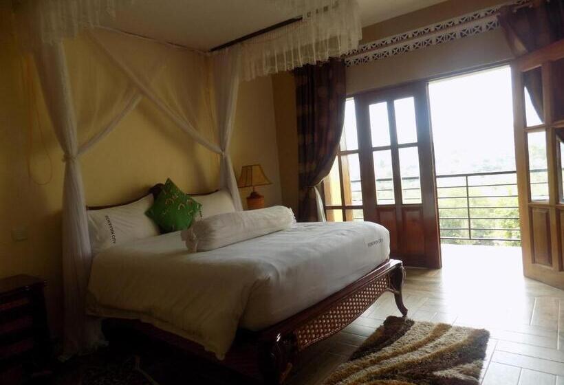 Deluxe Room, Fort Fun City