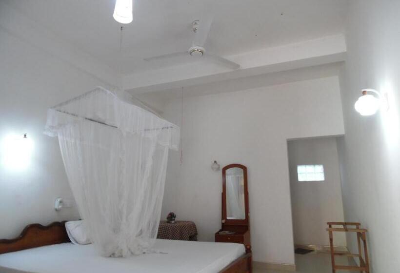 اتاق استاندارد, Bloom Guest House