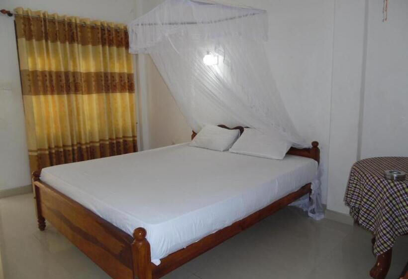 اتاق استاندارد, Bloom Guest House