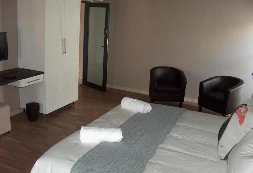 Номер Superior Кровать Кинг, The Courtyard Guest House