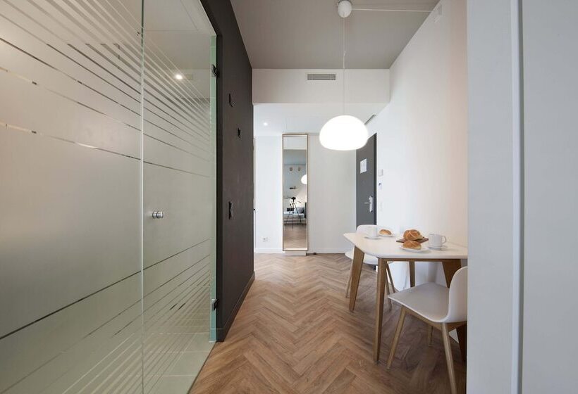 Студия Стандарт, Smartments Business München Parkstadt Schwabing