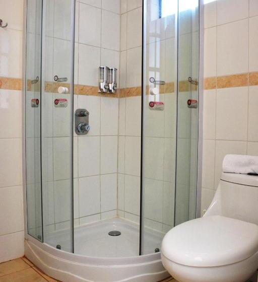 ルームシェアのワンベッド, Hostal Valle Mistral