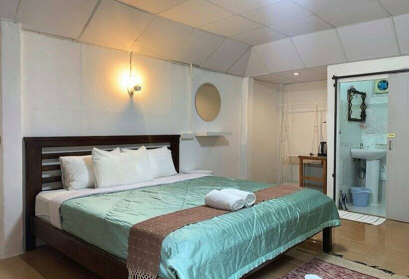 بانگلوی استاندارد, Khun Mai Baan Suan Resort