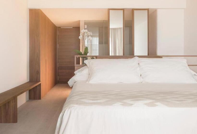 Номер Deluxe Вид на Море Боковой, Es Princep   The Leading Hotels Of The World