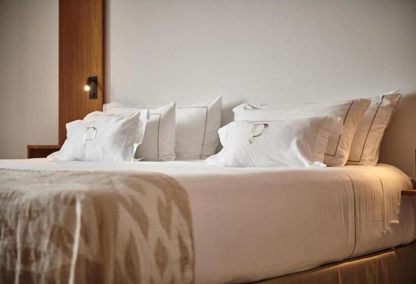Номер Deluxe Вид на Море Боковой, Es Princep   The Leading Hotels Of The World