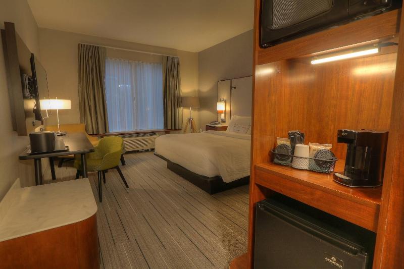Pokój Standard Łóżko King Size, Fairfield Inn & Suites By Marriott Gatlinburg Downtown